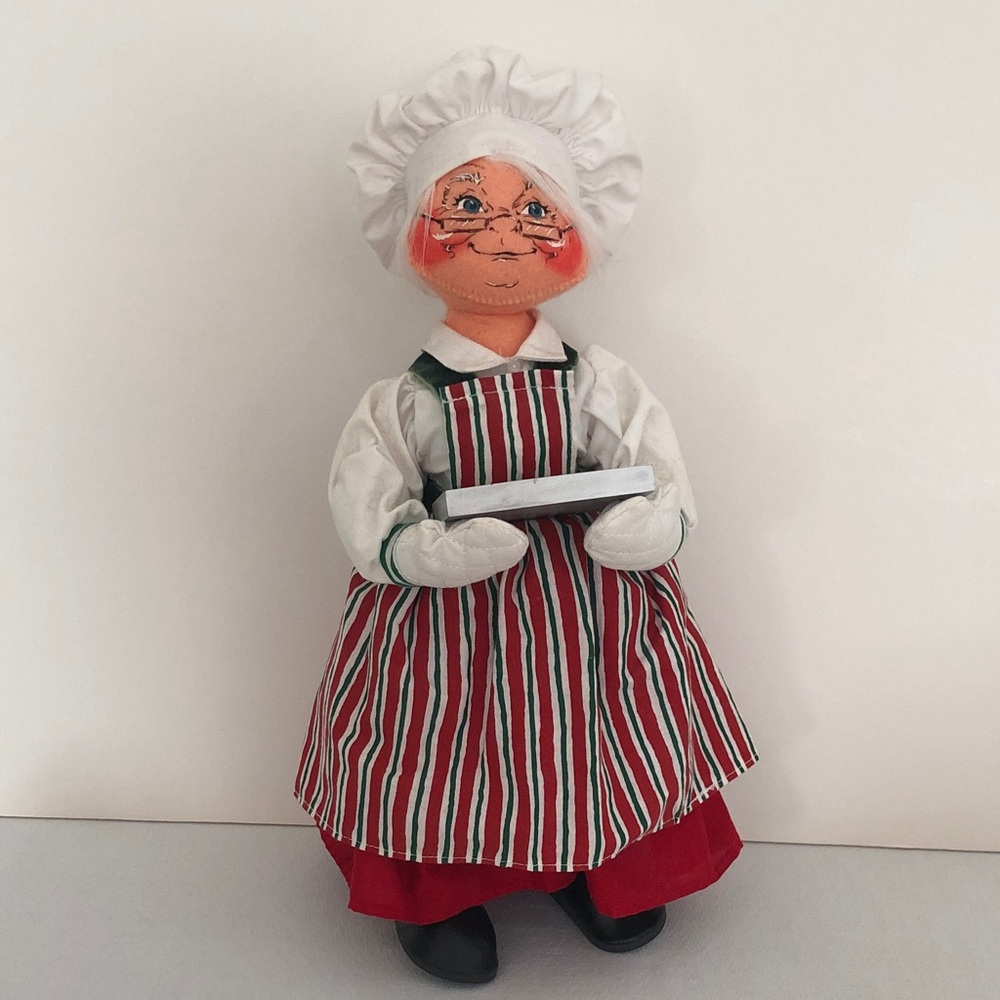 Vintage Annalee Mrs. Santa Baking Cookies Christmas Doll (#2)